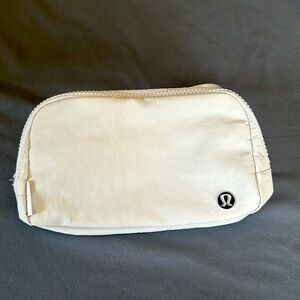 White Opal Lululemon Everywhere Belt Bag